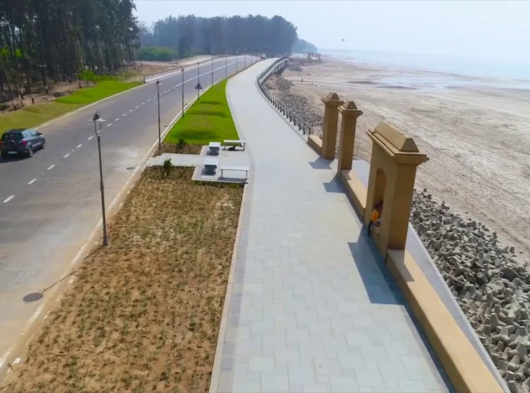 A view of the Daman Sea Front in Gujarat